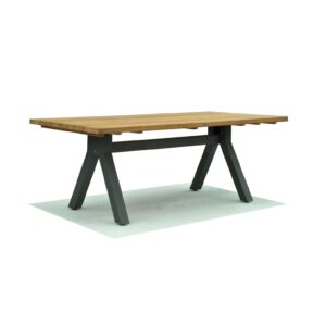 Spisebord med aluminium ben og bordplate av treverk