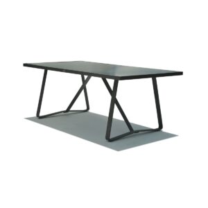 Spisebord for utendørsbruk laget av aluminium