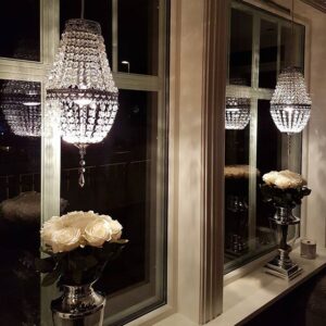 Vindu lampe med krystaller